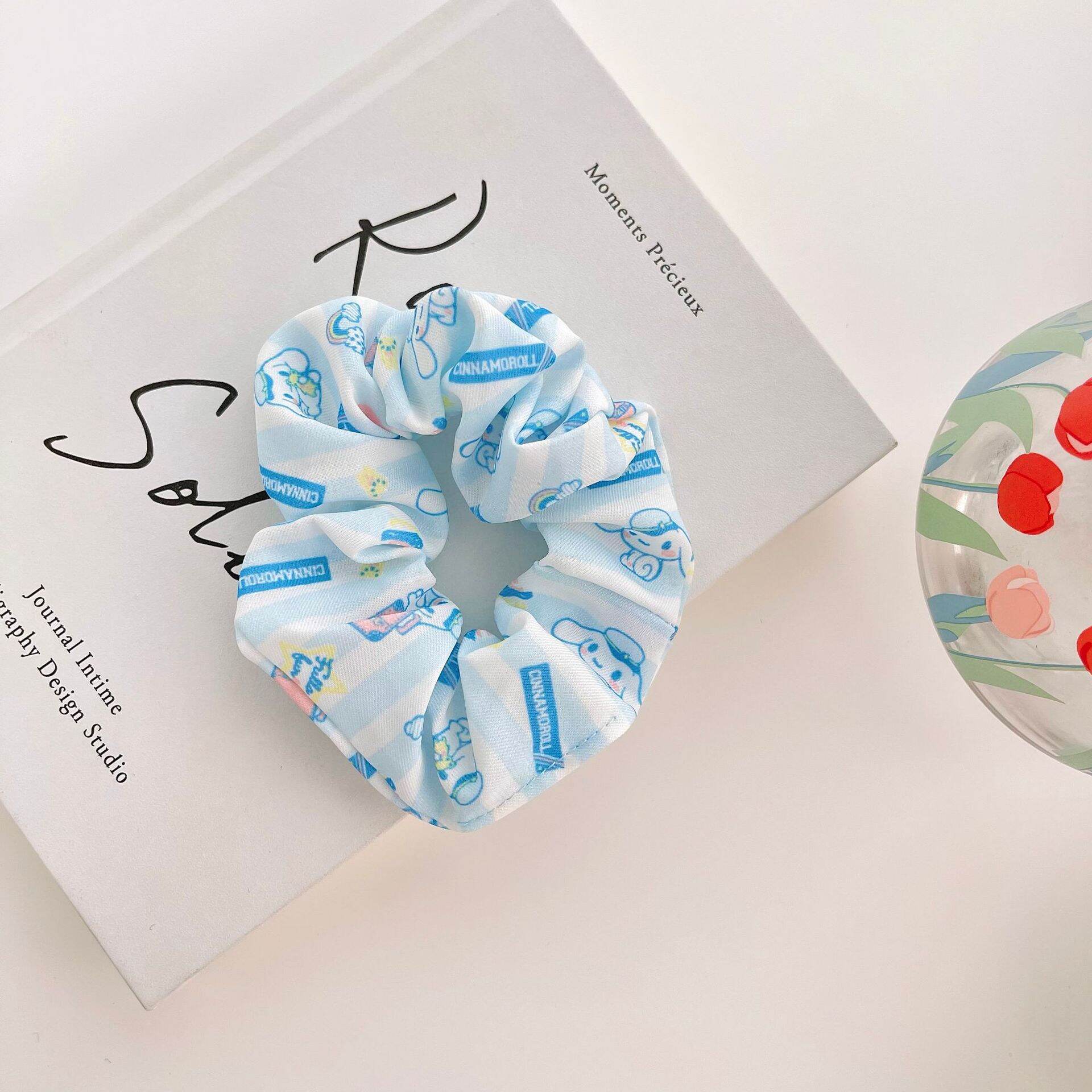 Dây cột tóc scrunchies họa tiết hoạt hình