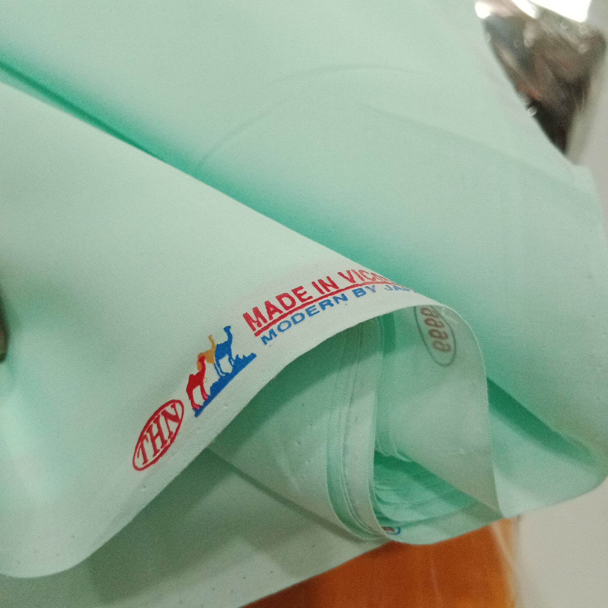 Kate Silk Màu Xanh Ngọc Bích
