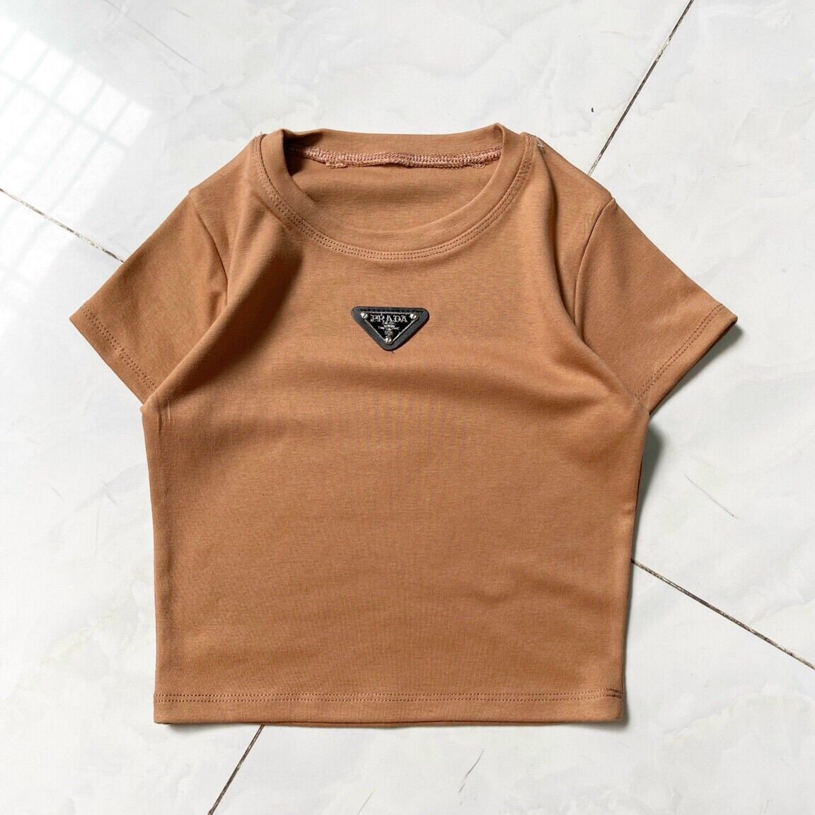 Áo thun croptop hàng đẹp chuẩn shop