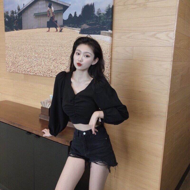 Áo nhún tay phồng cổ vuông xinh đẹp