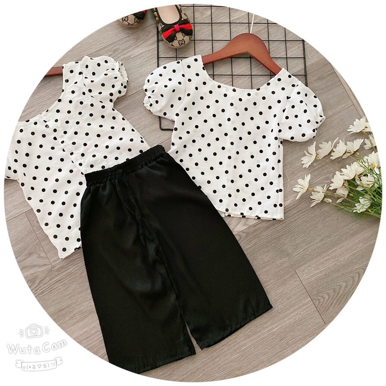 Set áo chấm bi cổ vuông quần ống rộng