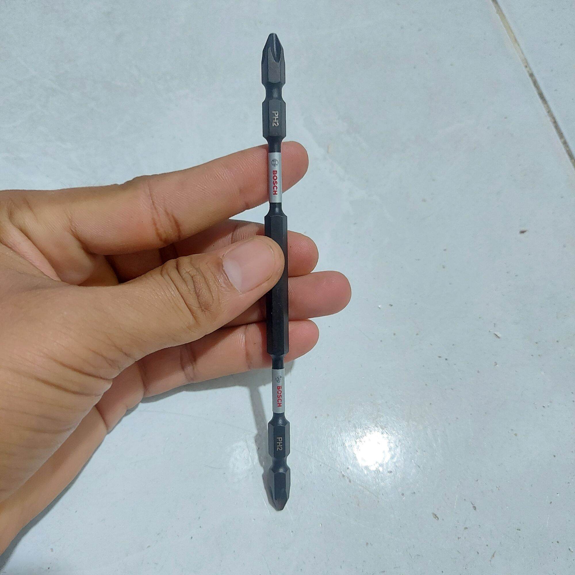 Một mũi vít bãi nhật PH2 hai đầu chất lượng