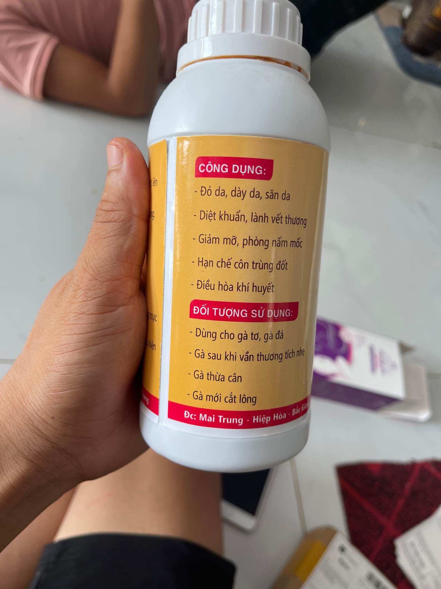 Chai om dai da Thư Hùng cho gà chọi