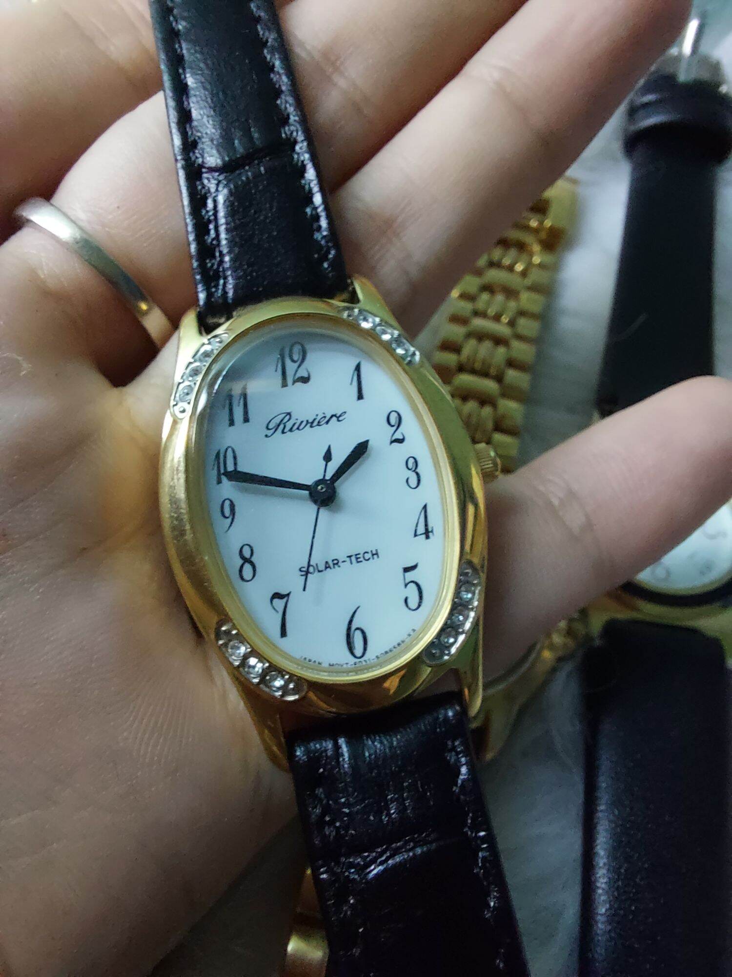 đồng hồ nữ citizen riviere solar