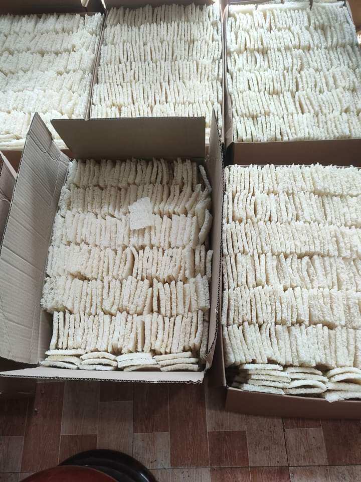 1kg cơm sống chưa chiên 55k