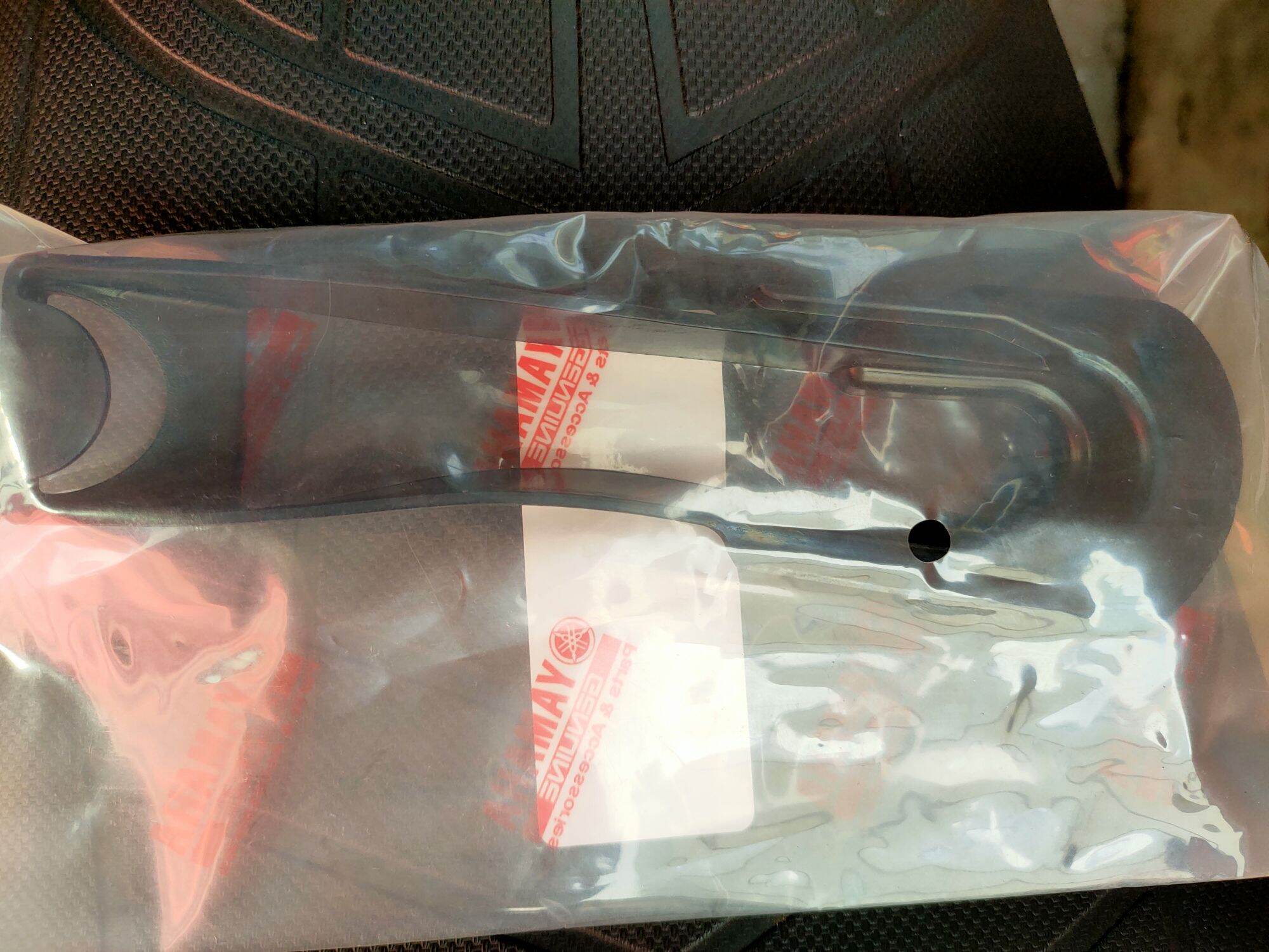Cao su đỡ sên Yamaha Jupiter V/Sirius