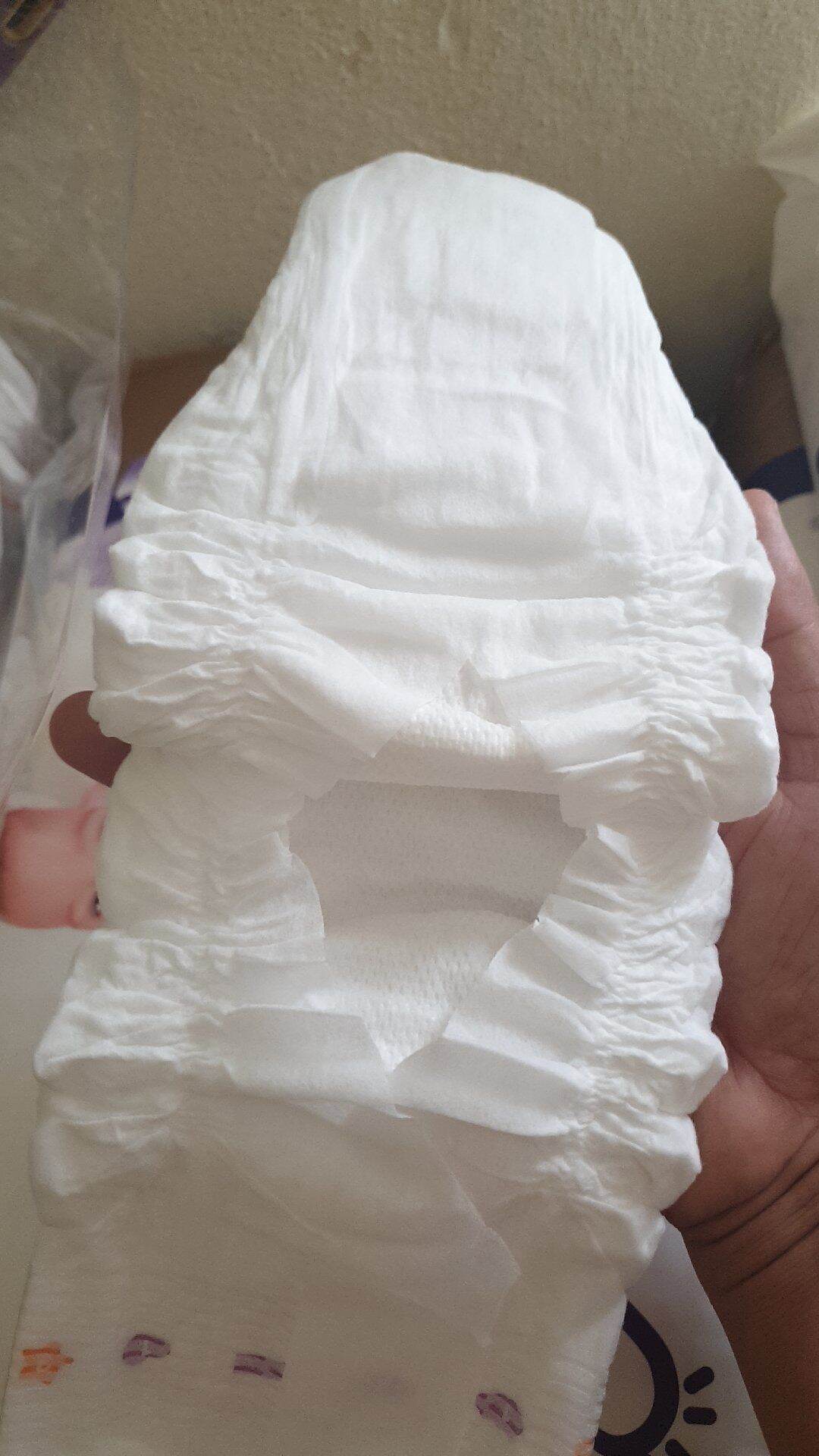 100 bỉm dán hipgig trần đẹp