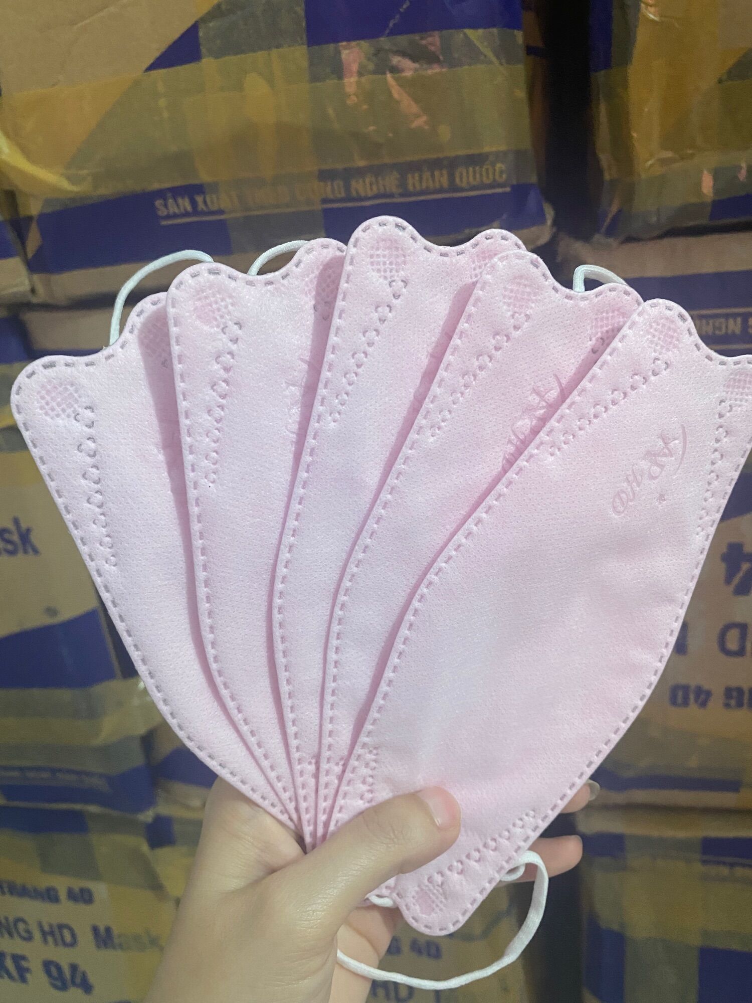 Khẩu trang KF94 bé gái trên 30kg màu Hồng túi 10 cái