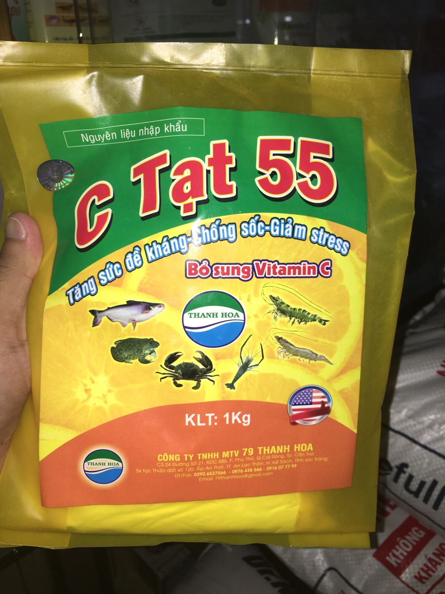 Vitamin c tạt thả tôm , tăng sức đề kháng 1 kg / gói