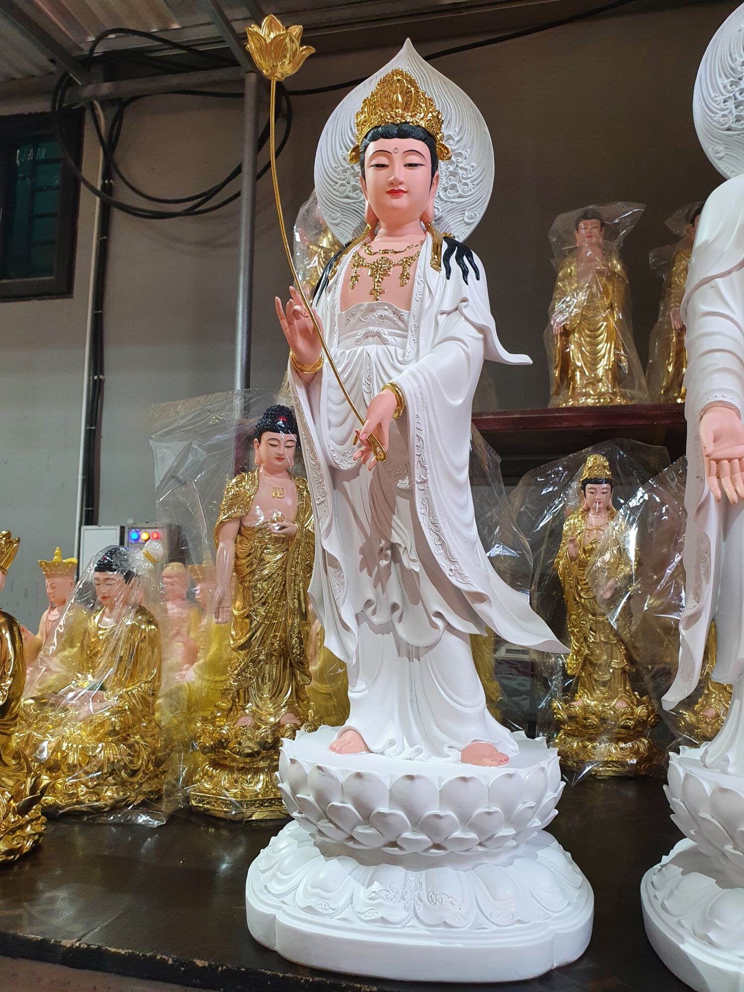 Tôn Tượng Tây Phương Tam Thánh