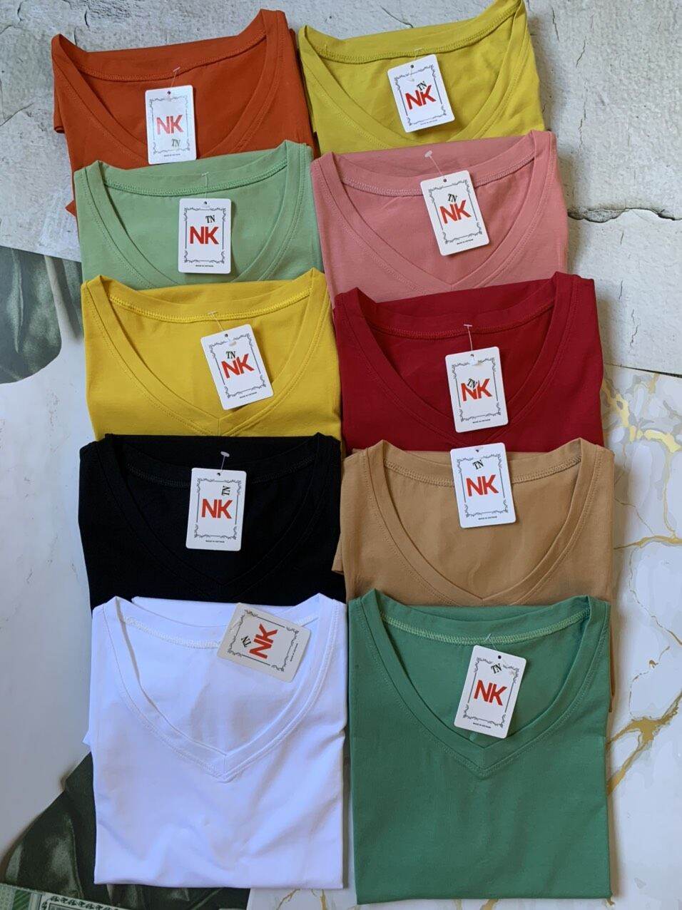 [HCM]Áo Thun cổ tim nữ