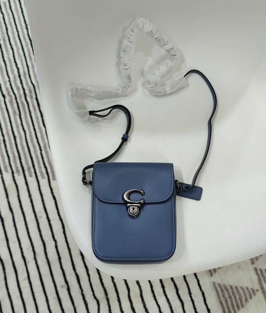NEW COACH- 📱📱 - TALL STUDIO CROSSBODY CA057 siêu sang