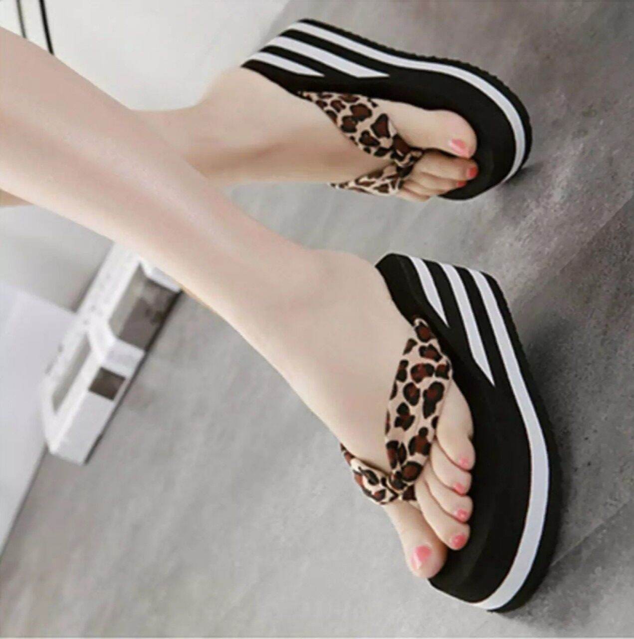 Dép kẹp xốp quai beo đế sọc 7f