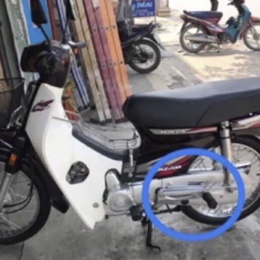Gác chân xe máy dream việt,thái