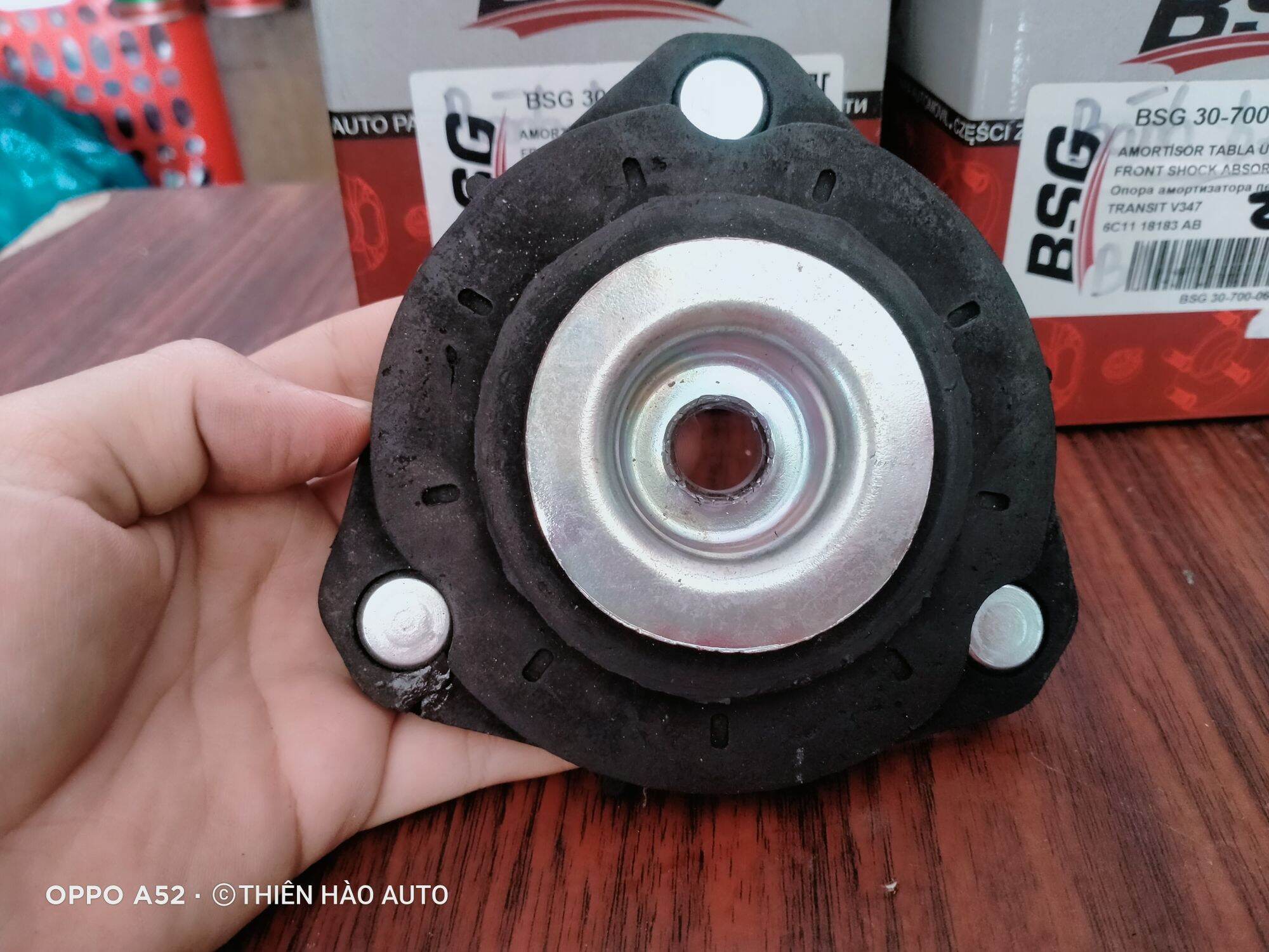 Cao su bát bèo phuộc trước  FORD TRANSIT 2008-2021 ( giá 1 cái)