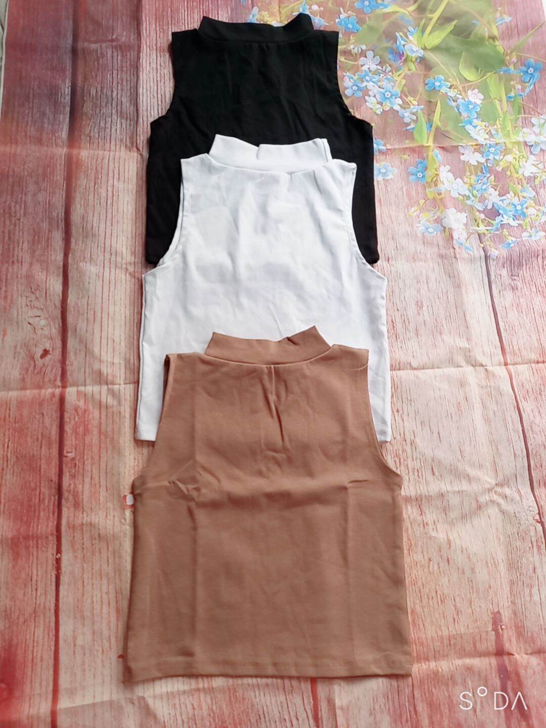 [HCM]ÁO SÁT NÁCH CỔ LỌ CROPTOP
