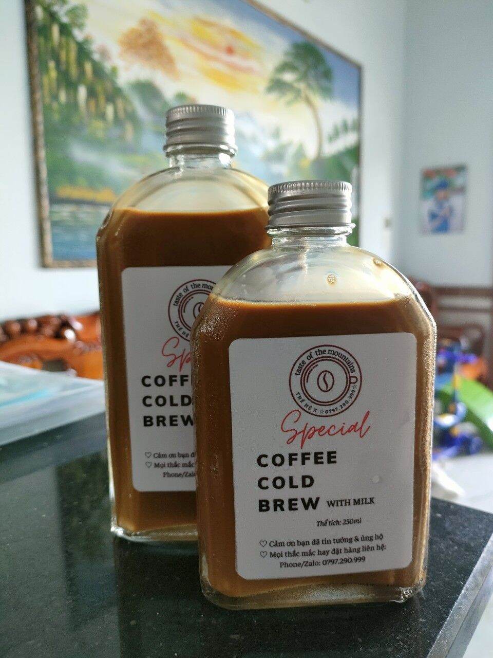 Cà phê đen đóng chai 350ML