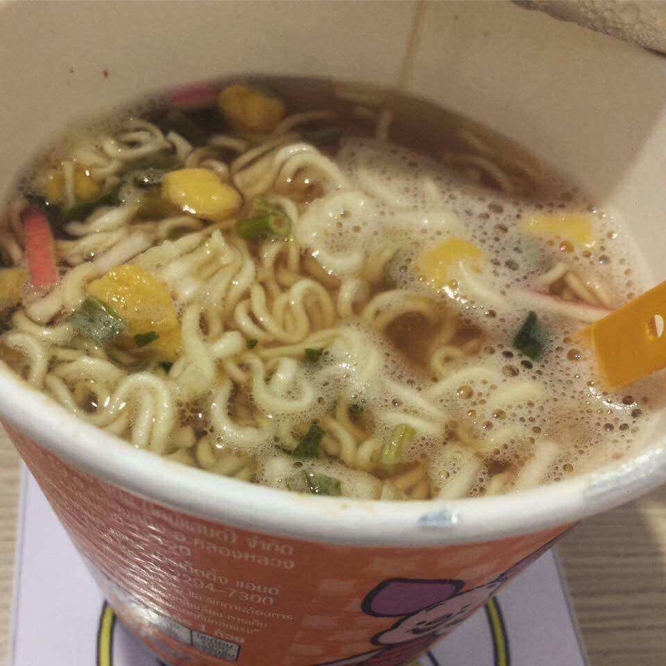 Lốc 6 ly mì trẻ em doremon thái lan