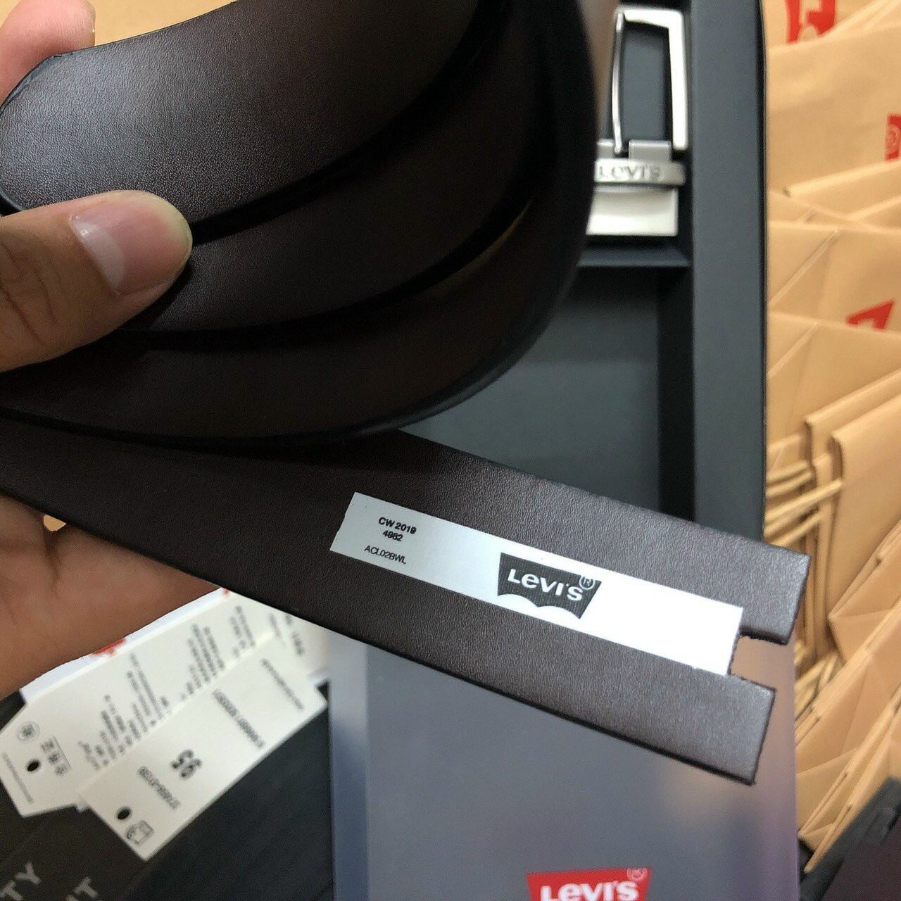 SET THẮT LƯNG LEVIS HAI MẶT