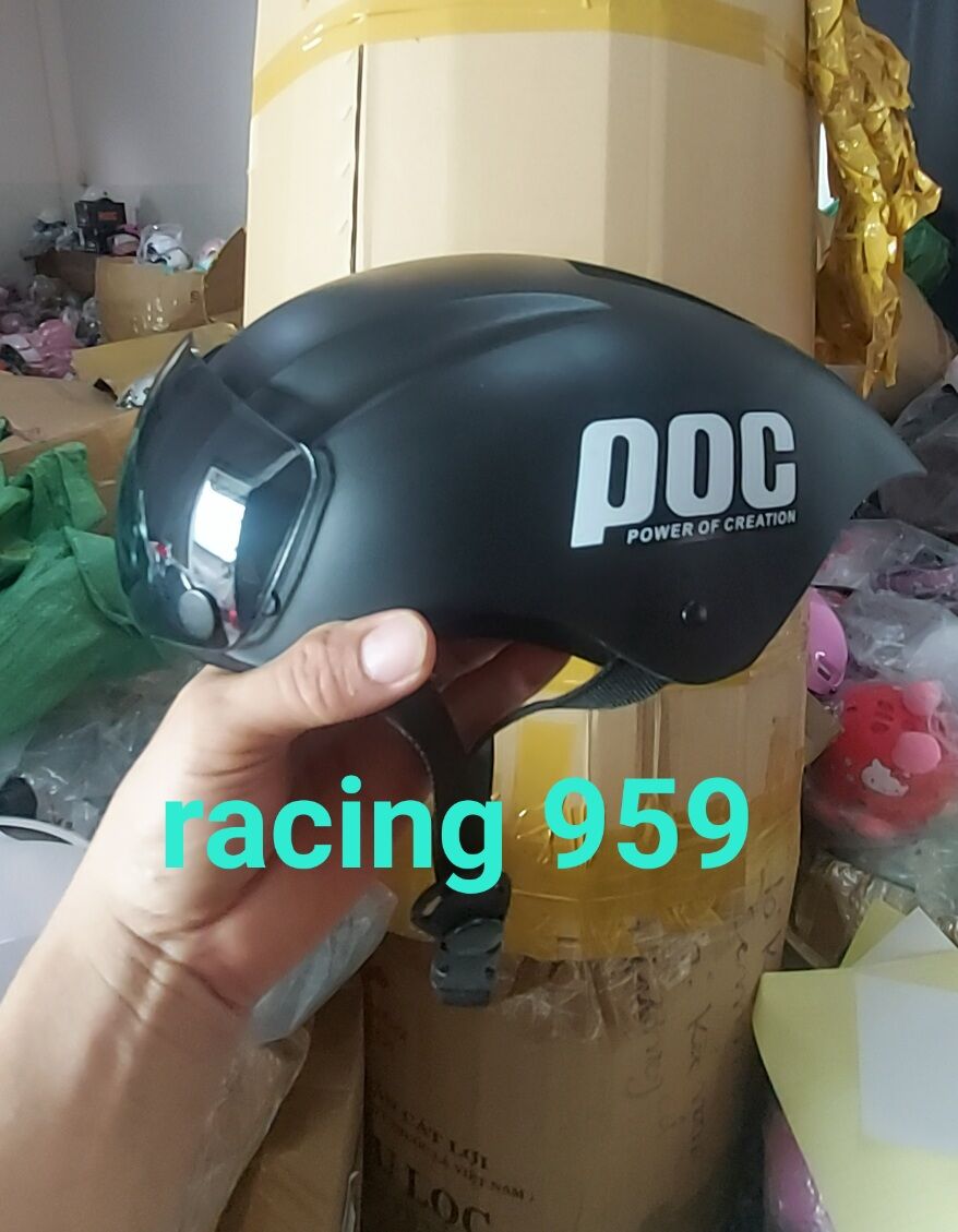 Nón POC đuôi nhọn kèm kính xịn ( Nón trơn lên tem P.O.C )