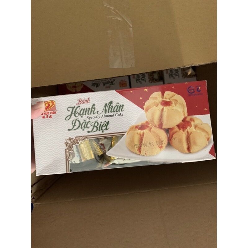 Hạnh nhân đặc biệt Tân Huê Viên (hộp 300g)