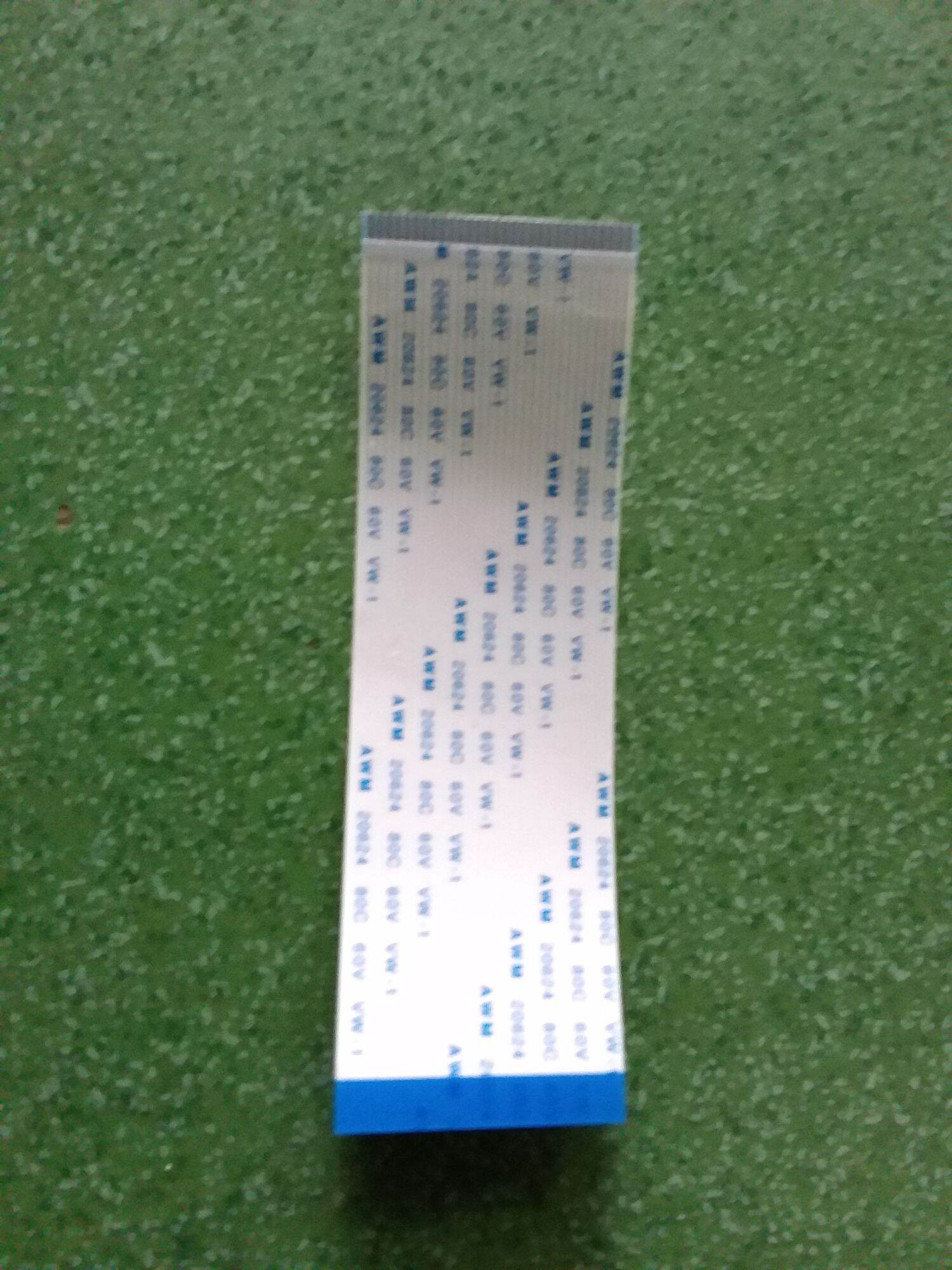 1 chiếc cáp ffc 1.omm -30pin