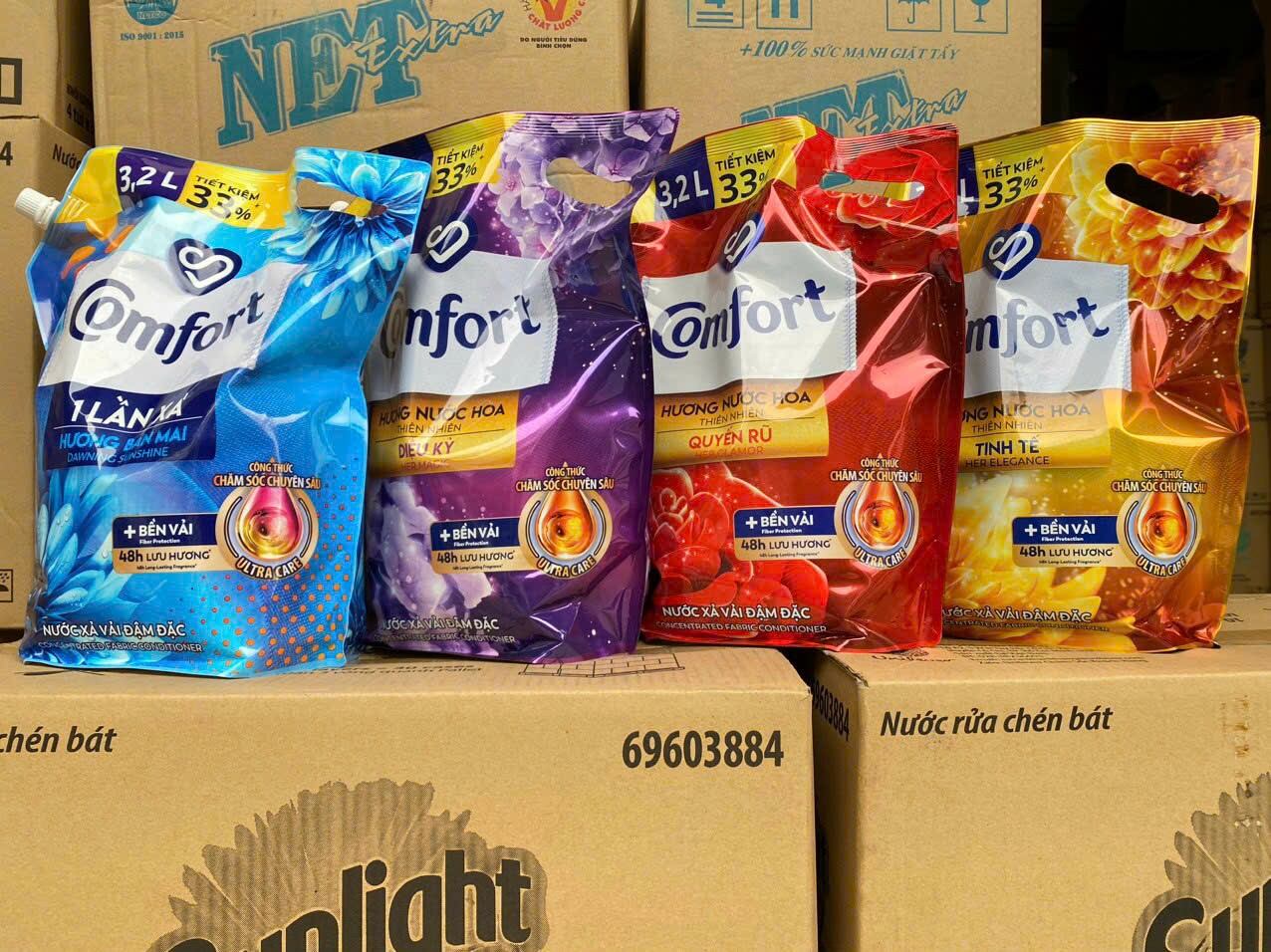 Nước Xả vải Comfort túi 3.2 Lít Đậm đặc, chăm sóc chuyên sâu bền màu sợi vải lưu hương trên 100 giờ