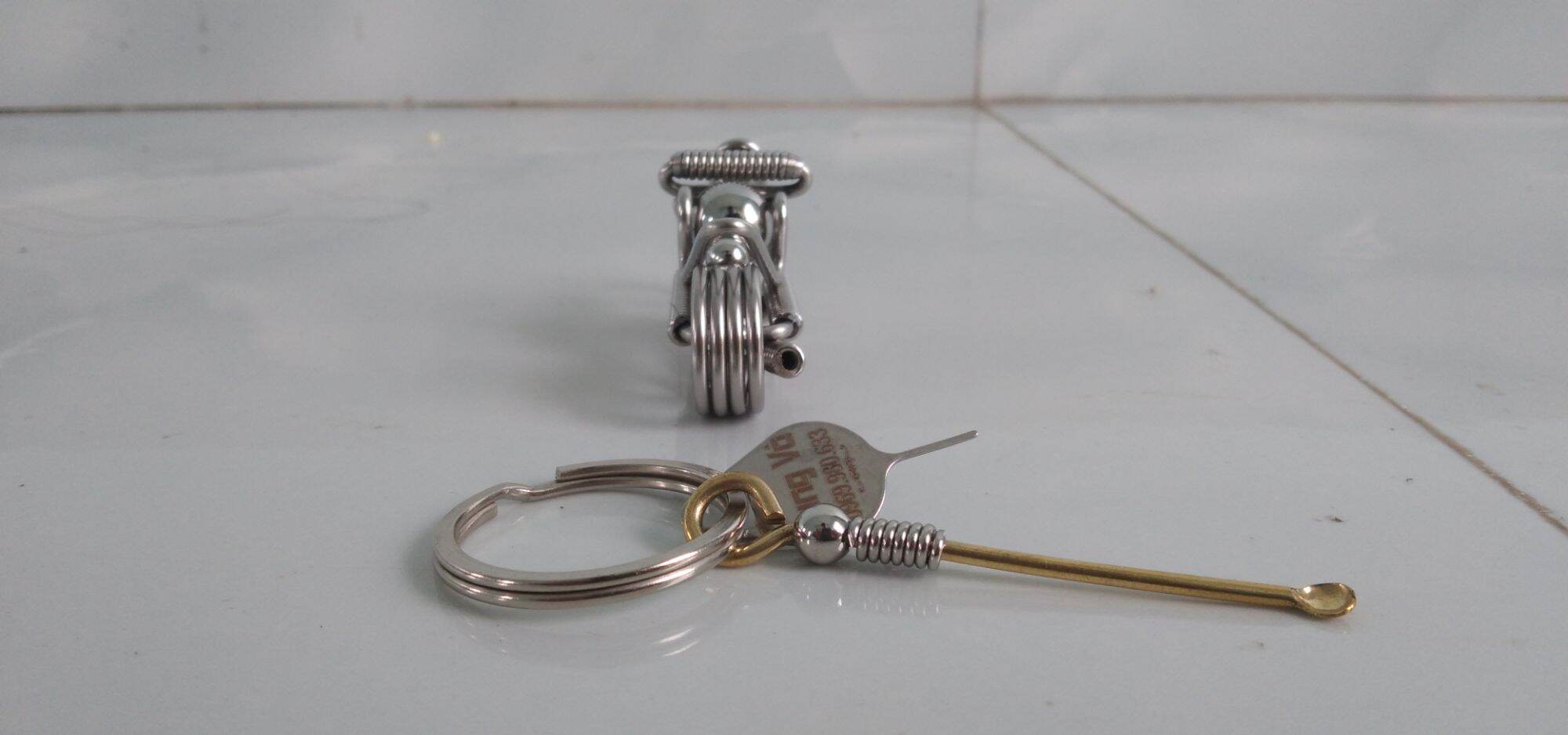 móc khóa thủ công inox hình xe harley