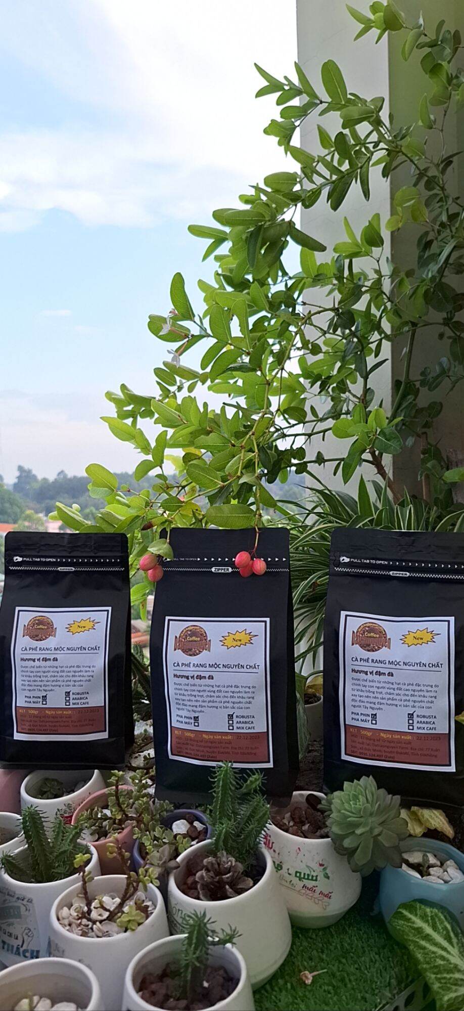 Cafe rang moc nguyen chat pha phin dang bot ...Hương vị đậm đà