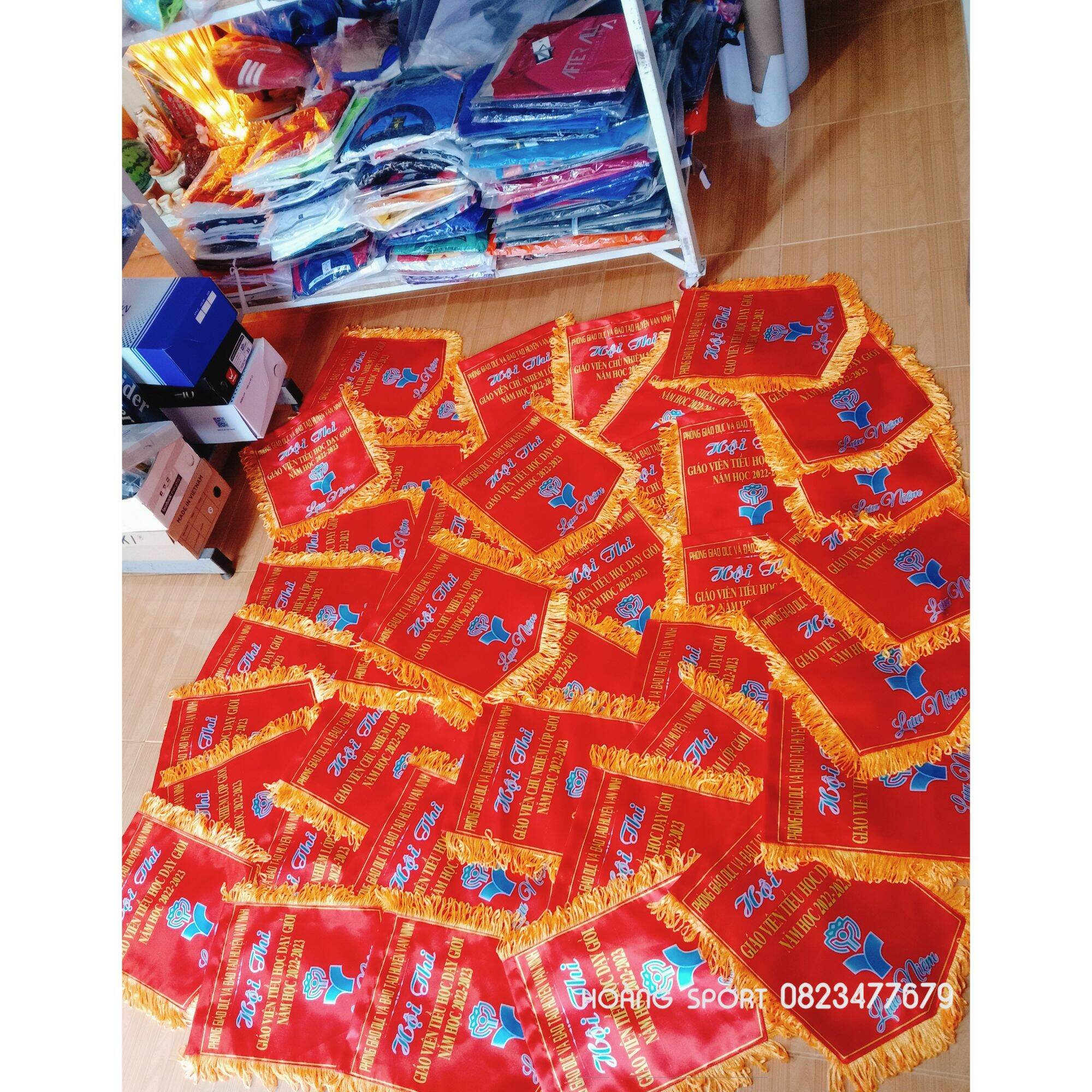 cờ lưu niệm in theo yêu cầu