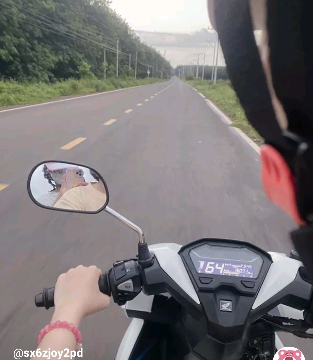 Kiếng chiếu hậu kiểu SPARK