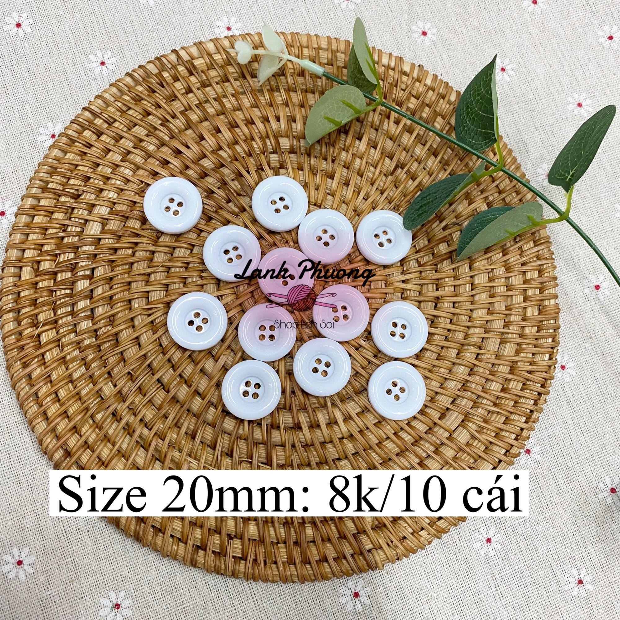 Handmade Decorative 4-Hole Plastic Shirt Button