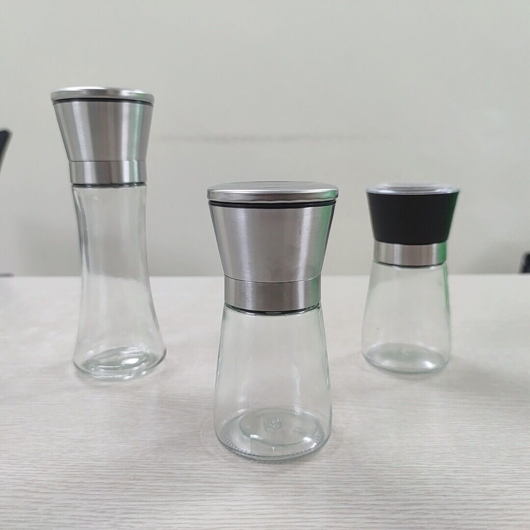 Lọ xay tiêu dáng thấp nắp inox 304