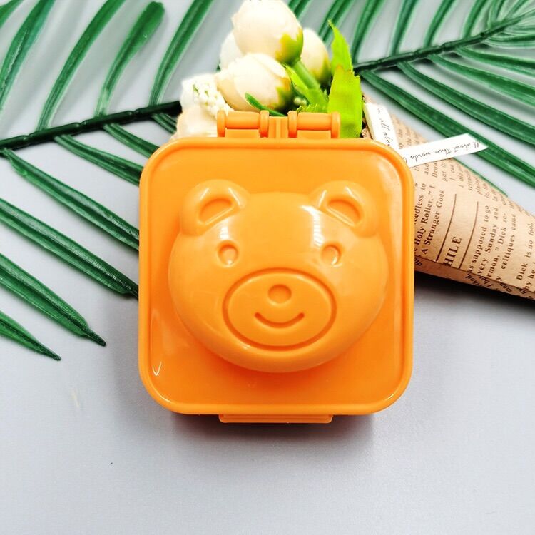Khuôn Làm Cơm Làm Bánh Cho Bé