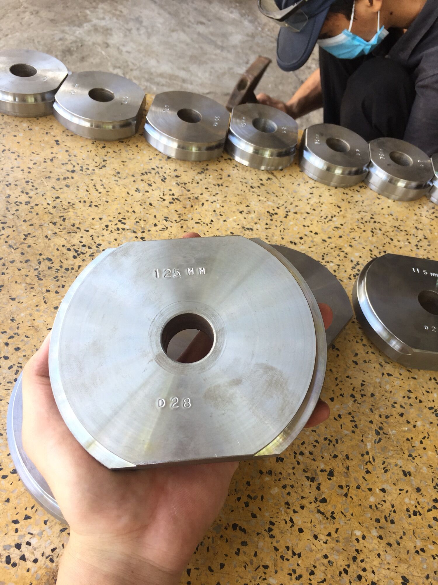 Mặt cảo xylanh D28,D30 động cơ diesel