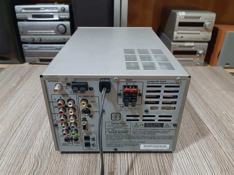 Cục dàn Onkyo X7DV quá đẹp