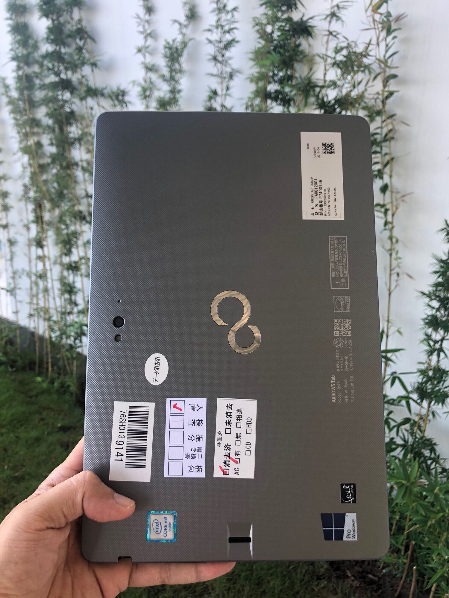 Máy tính bảng Fujitsu Q665 Kèm Bút Chạy Windows 10 Bản Quyền RAM 4Gb Ssd 128Gb CPU M5  Mạnh Hơn Q616 Q507 Q506 Nhiều Lần