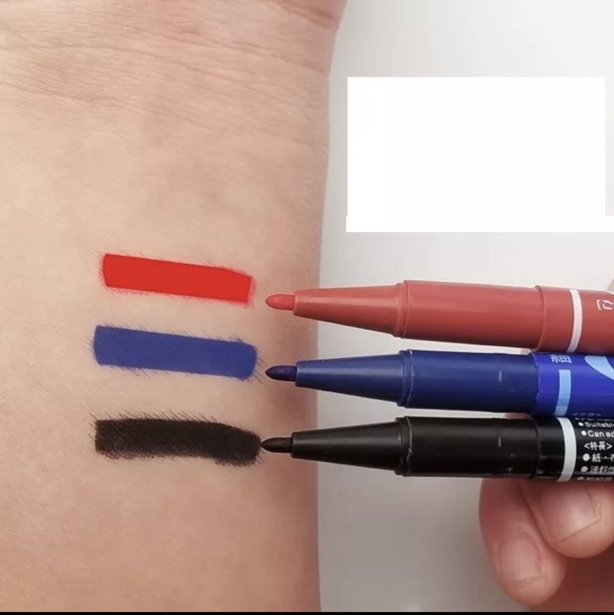 Bút vẽ tattoo lên da để xăm hình