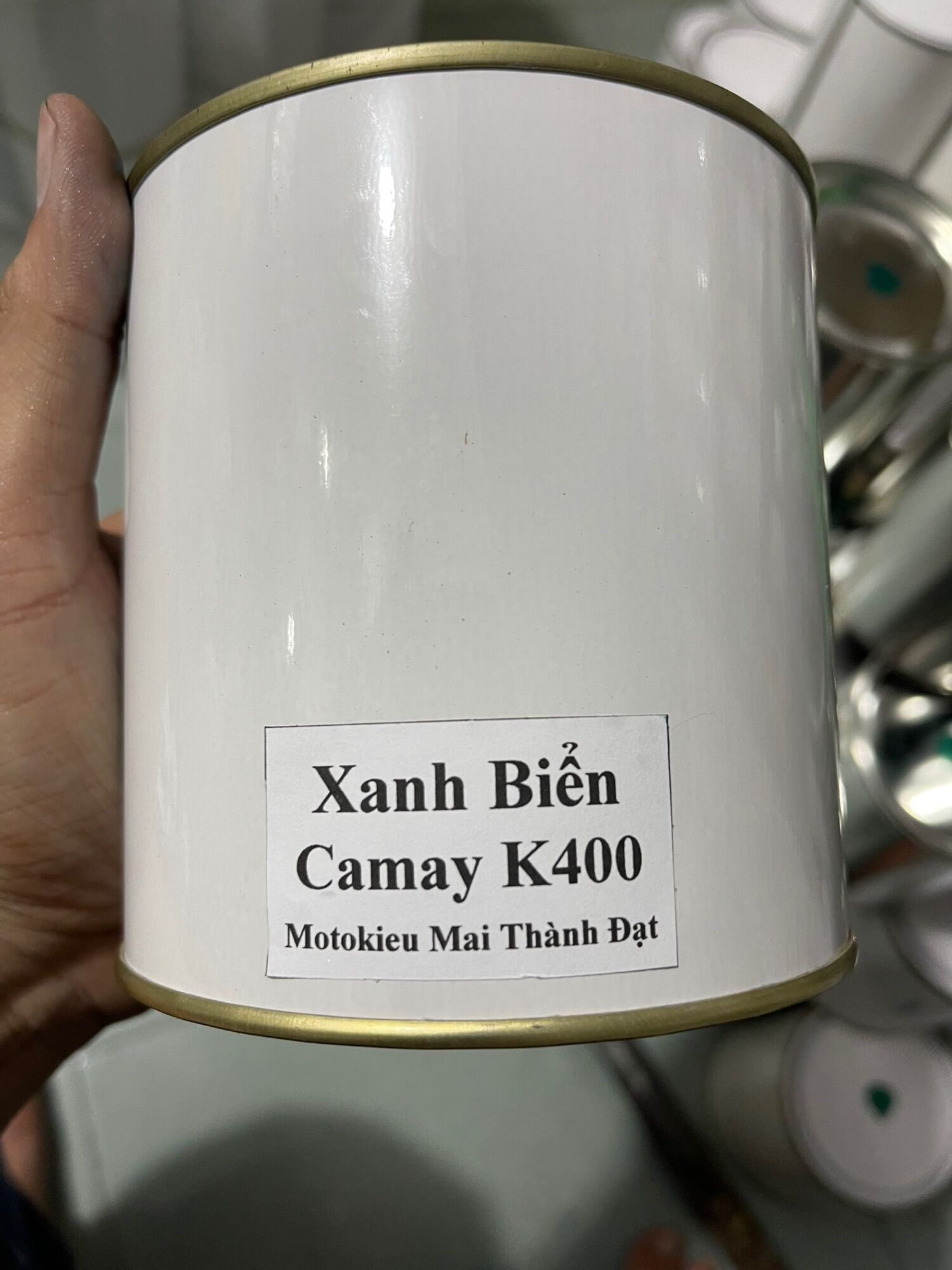 Màu sơn xanh biển camay k400