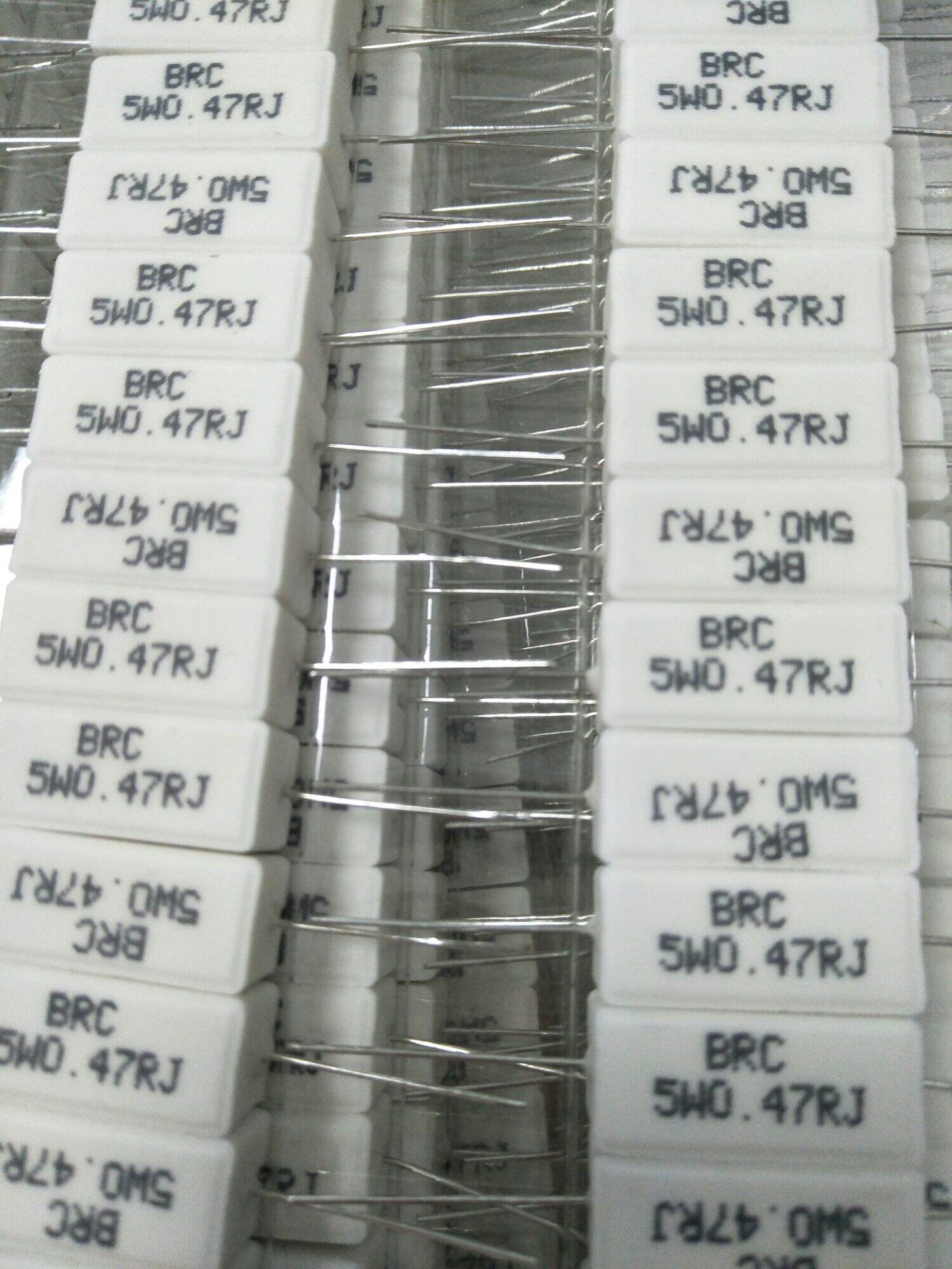 20 trở sứ nằm 0.47 ôm 5 w