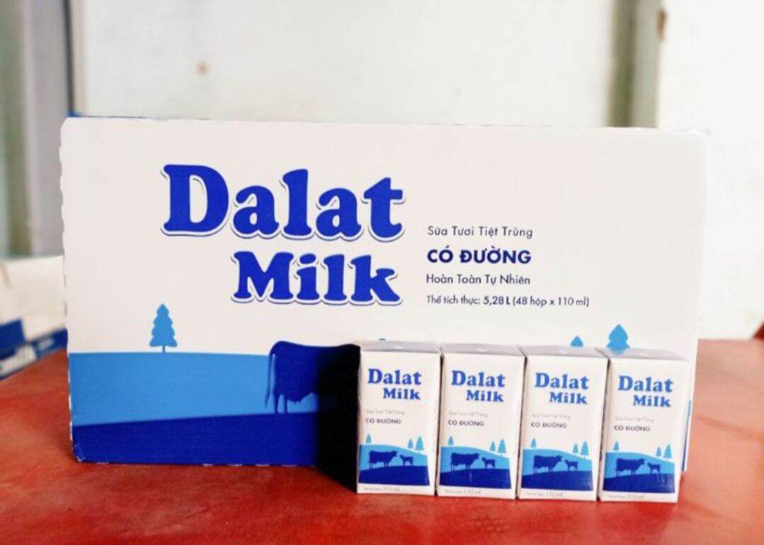 [HCM]Thùng sữa tươi tiệt trùng Đà Lạt milk 110 ml × 48 hộp ( Có đường / Ít đường)