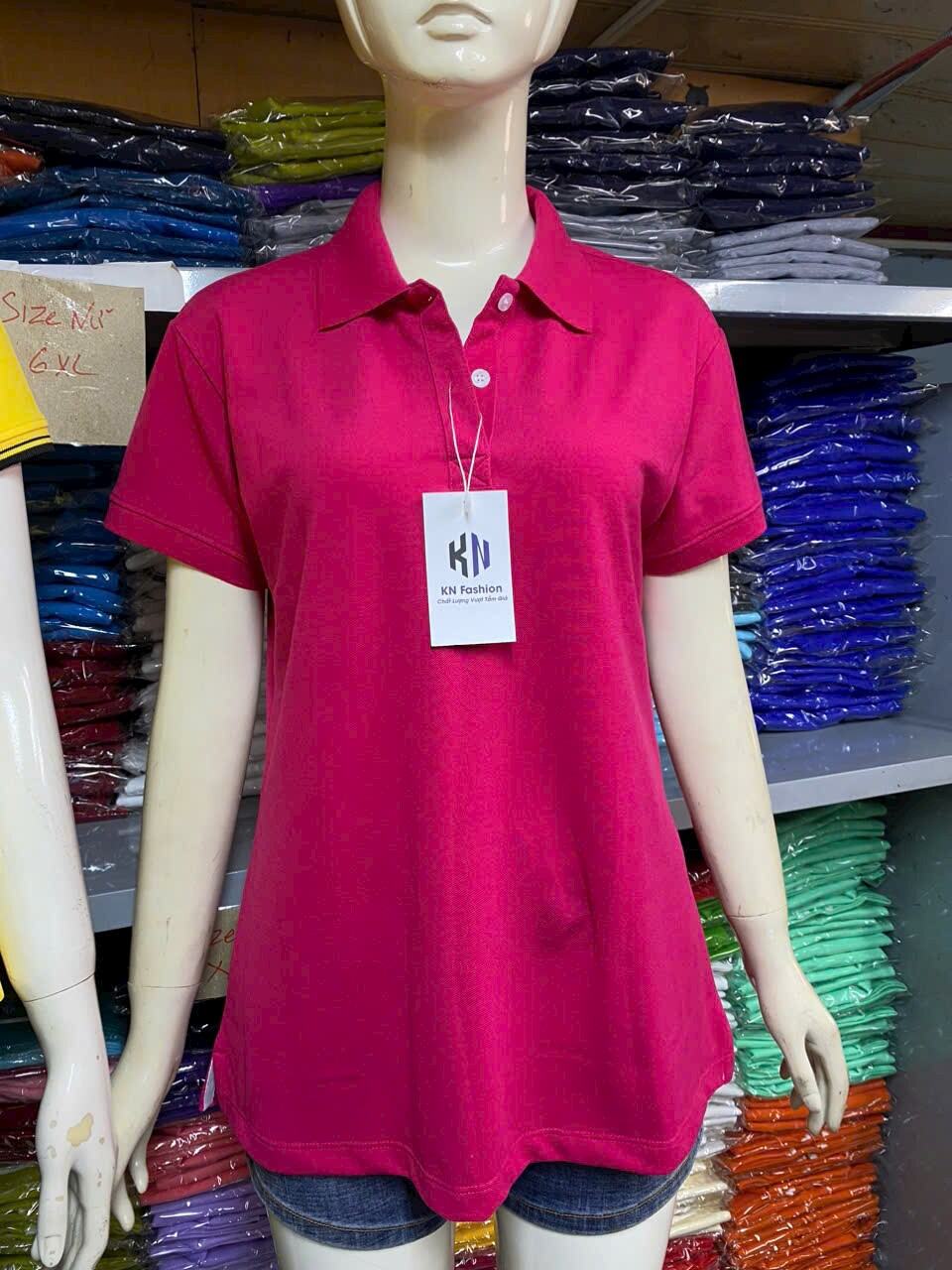 Áo thun cá sấu nữ màu hồng cánh sen có size từ 40 đến 75kg ạ.Hàng  bao đẹp.