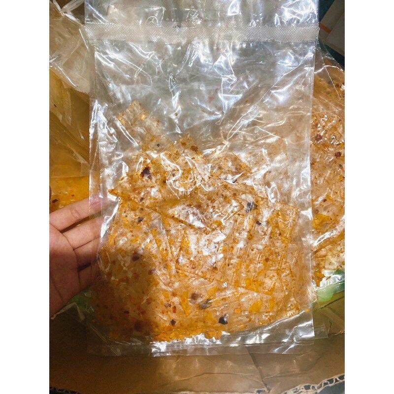 Bánh tráng miếng tỏi khô bò