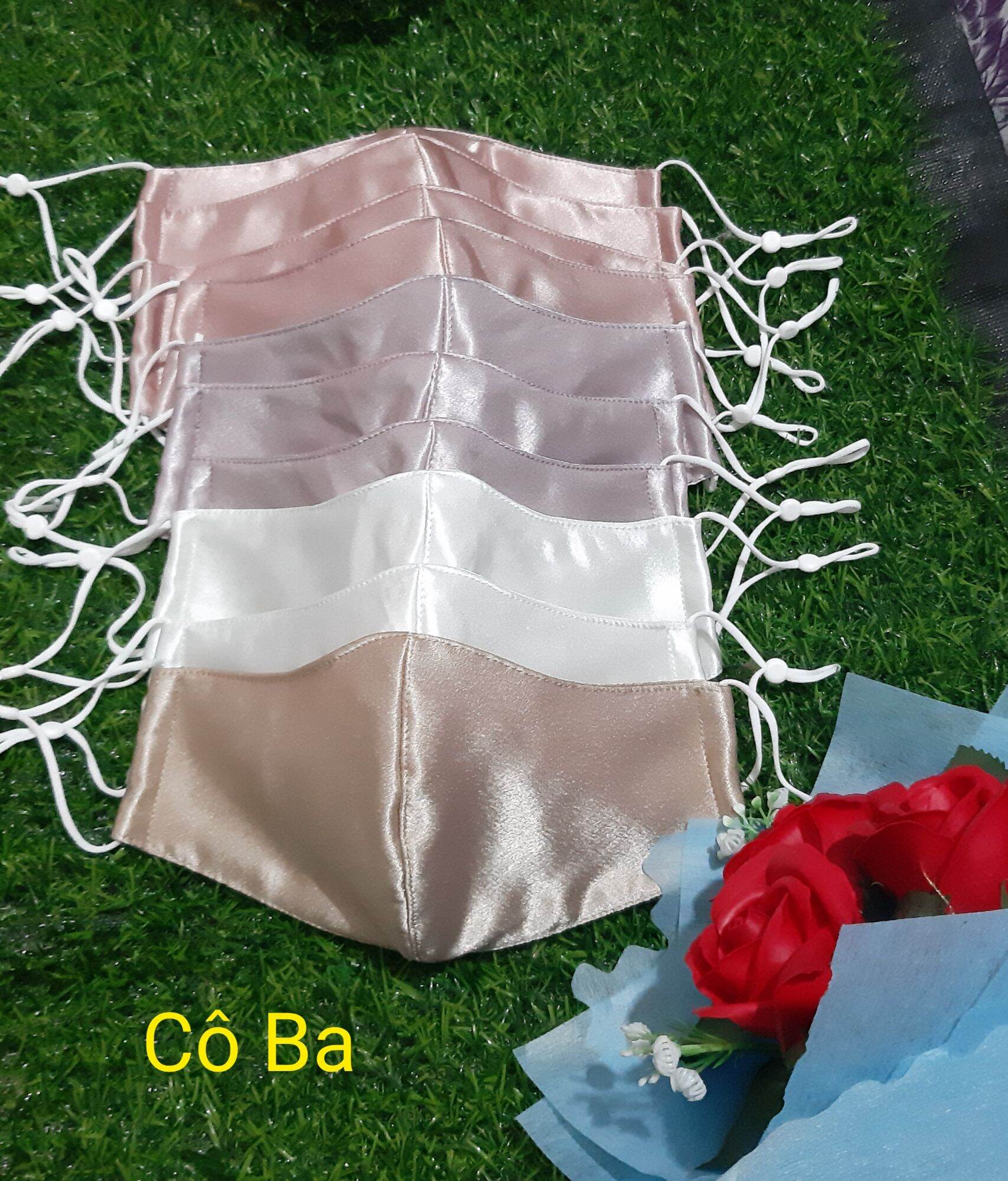 Khẩu trang lụa