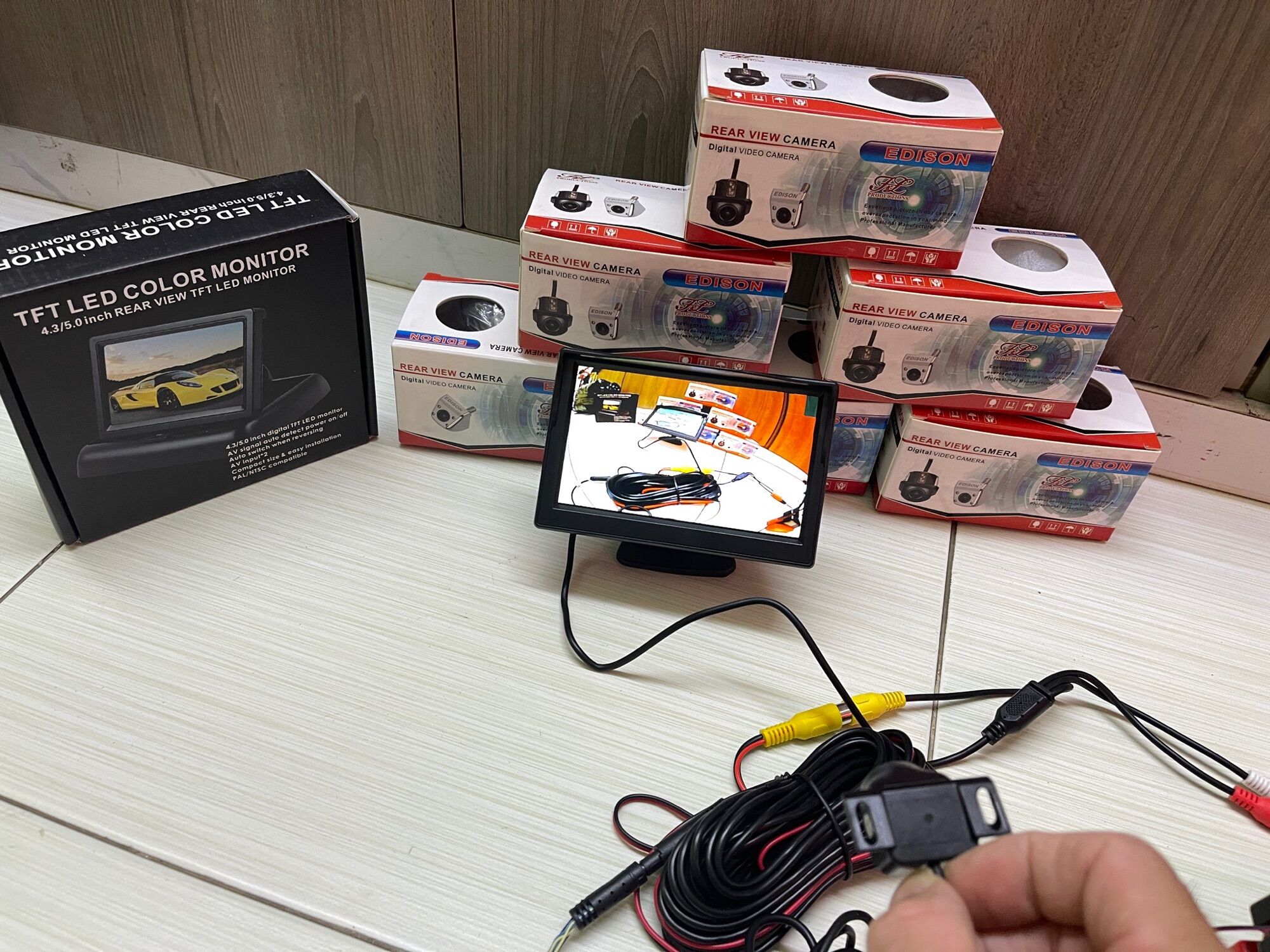 CAMERA TRƯỚC XE HƠI