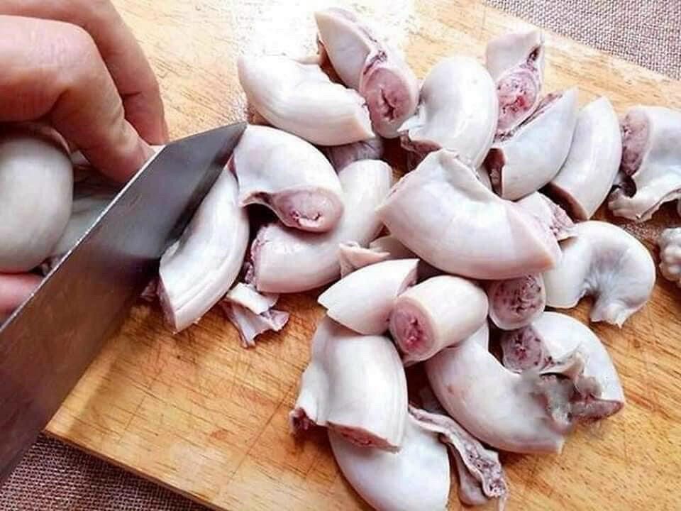 Hộp 1kg Dồi trường heo (hỏa tốc 2h tphcm)