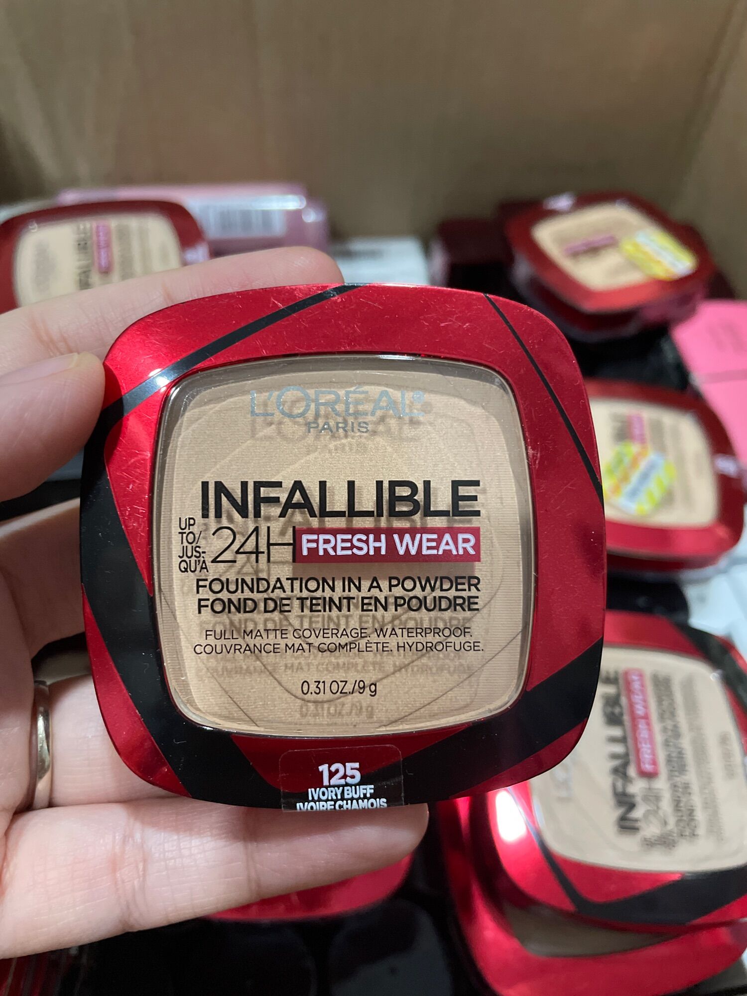 Phấn nền phủ Infallible 24h Fresh Wear Foundation 9g