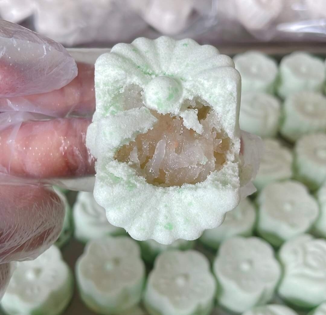 Bánh in dẻo nhân dừa non