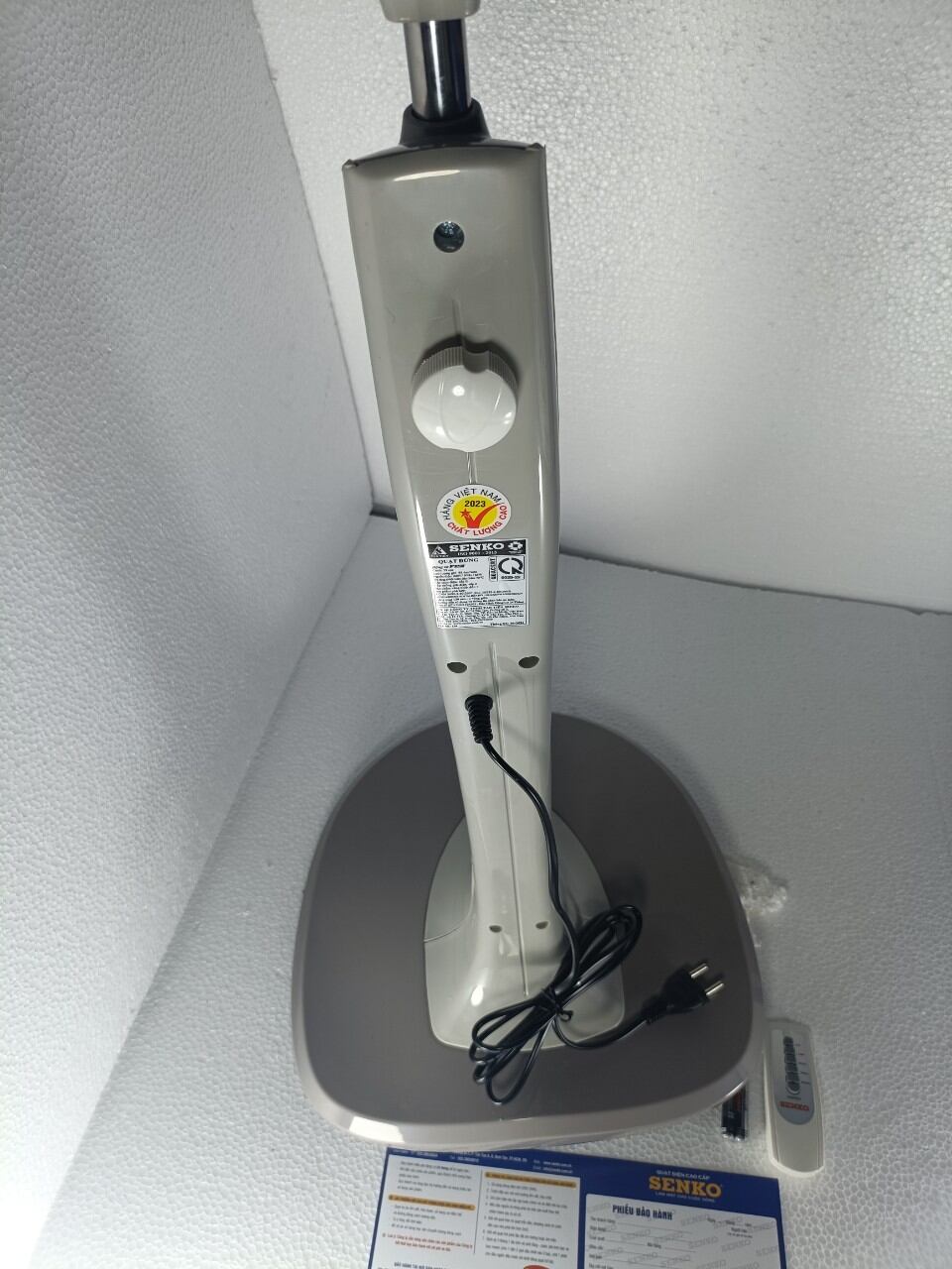 Quạt cây Senko 1608 điều khiển từ xa