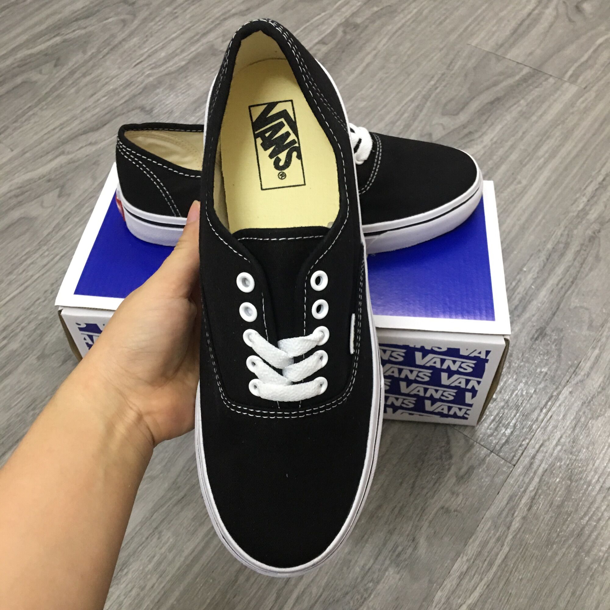 Giày vans classic đen trắng size 36->43 NAM NỮ